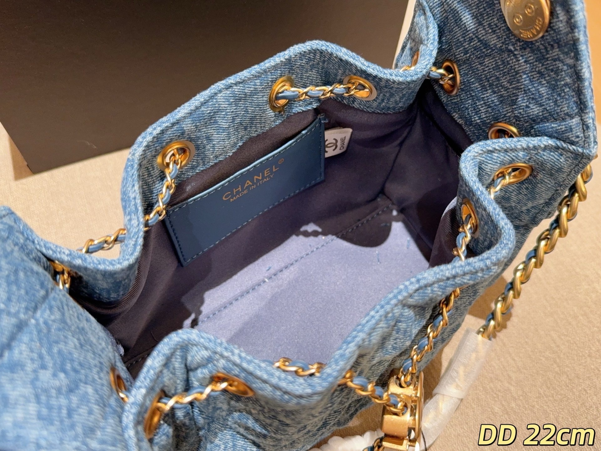 98d72459aabf56aa5e9abcff3828a6b1.jpg