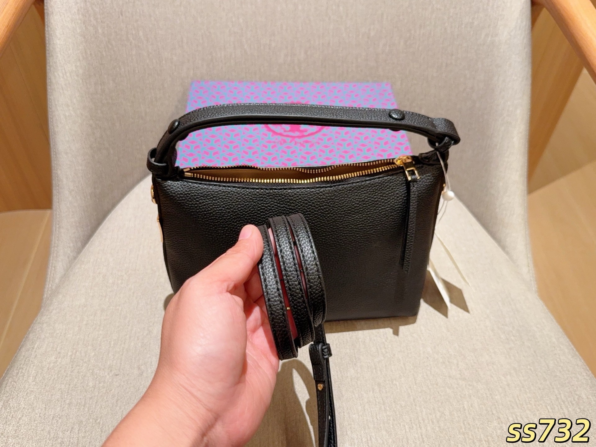 9c0e94bba4450ebba01a3969a60a3867.jpg