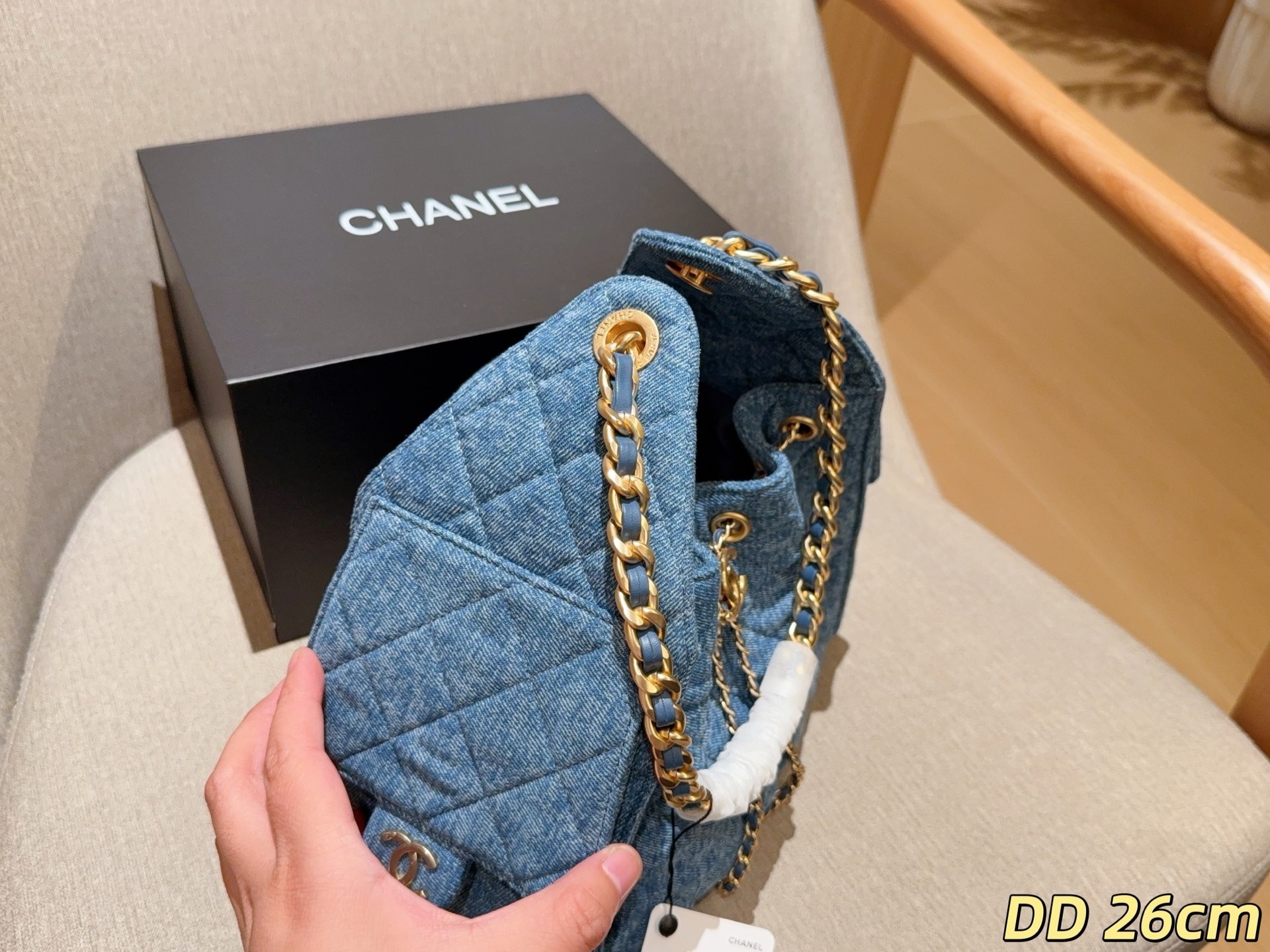 9c6aa1682decfbf9f8e3cb2fd5a0ed0f.jpg