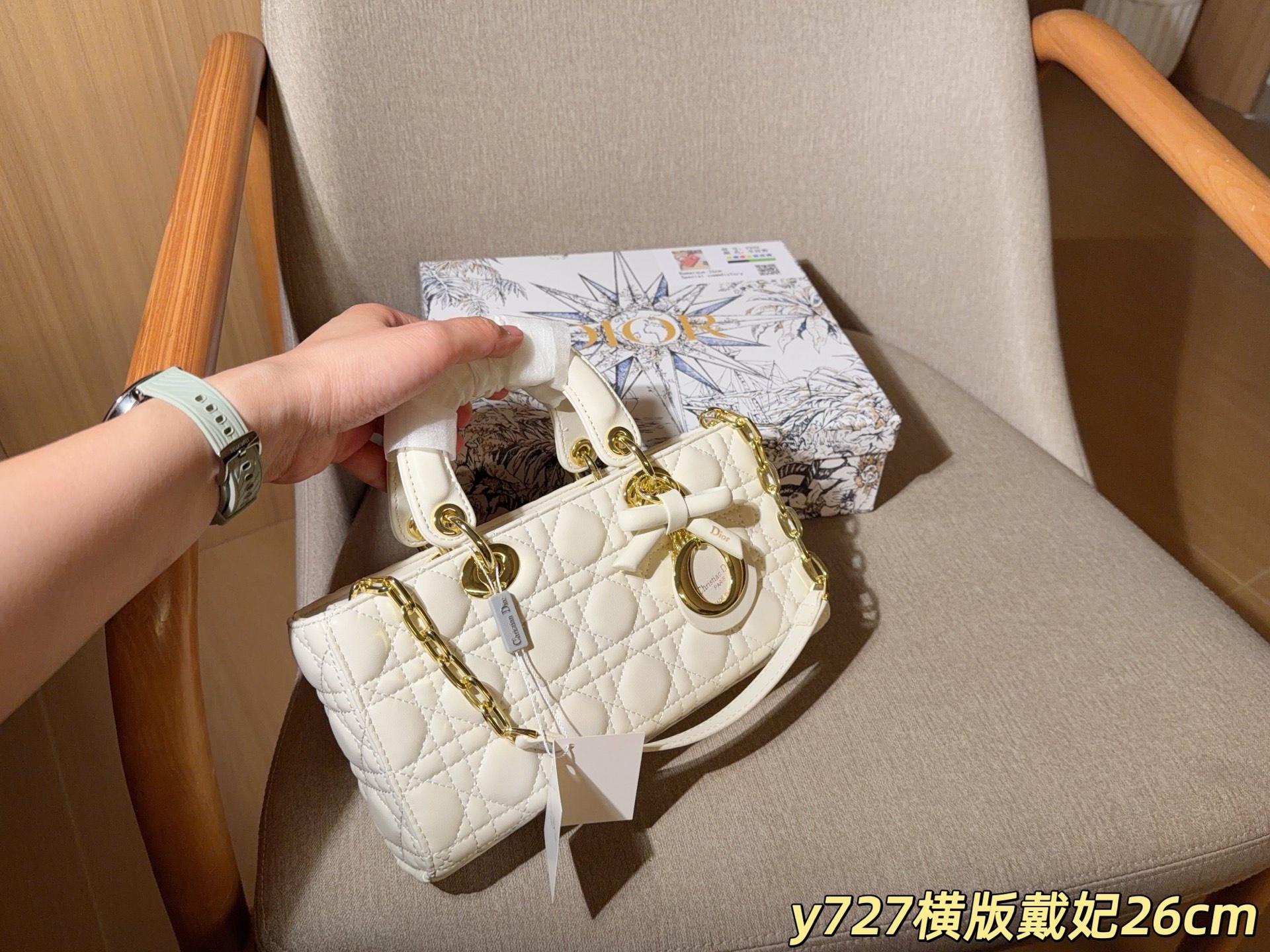 a4a5090b0ae73983db588f7b27e7a0e1.jpg