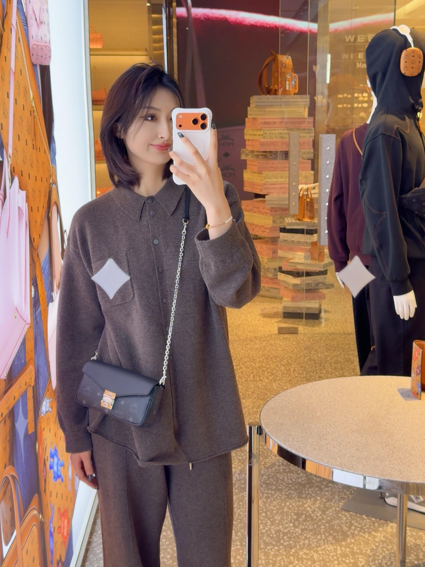 bea85a9b532bb4446b6824c4006ecba1.jpg
