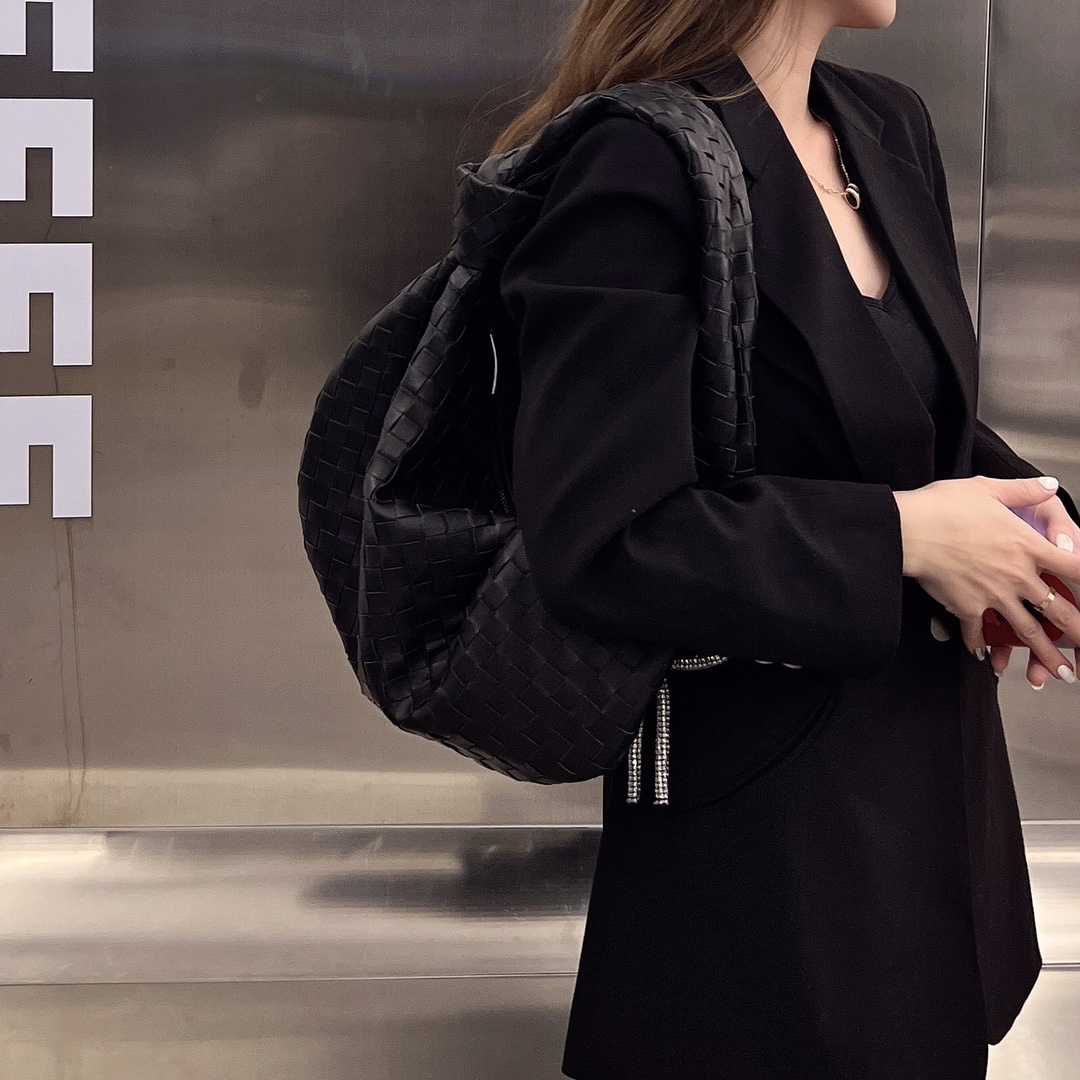 c1fa54f92891a4d23d8f8a7dffa4e239.jpg