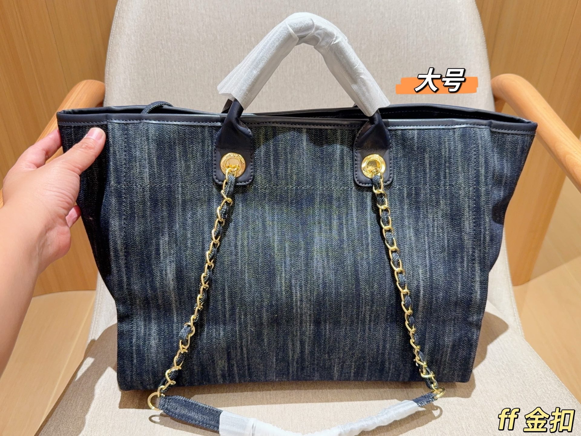 c9a55cc36d2fdbc46fb21a60d7a53cf5.jpg