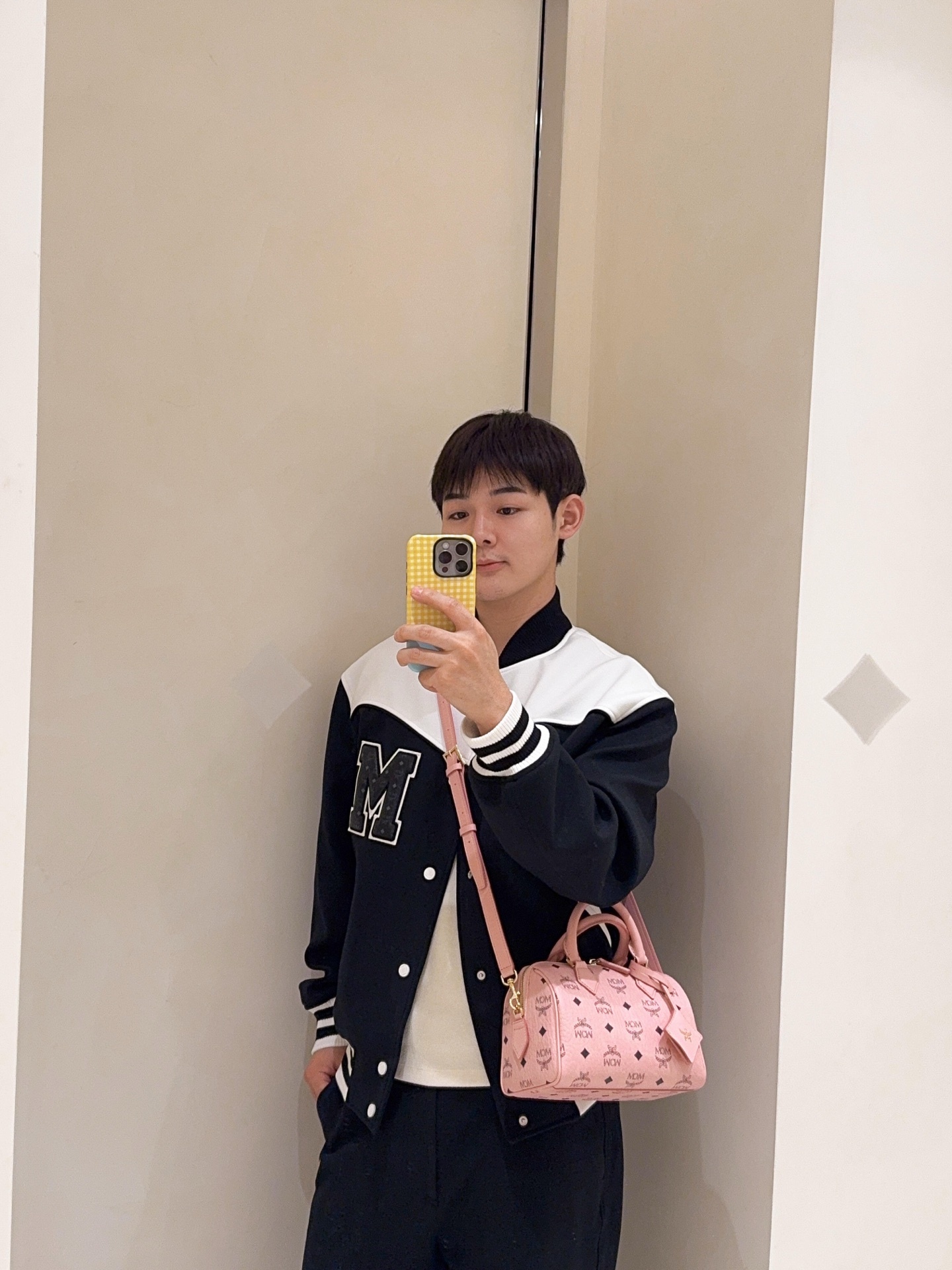 edc9e4f5b19d96904a715a45be3b849e.jpg