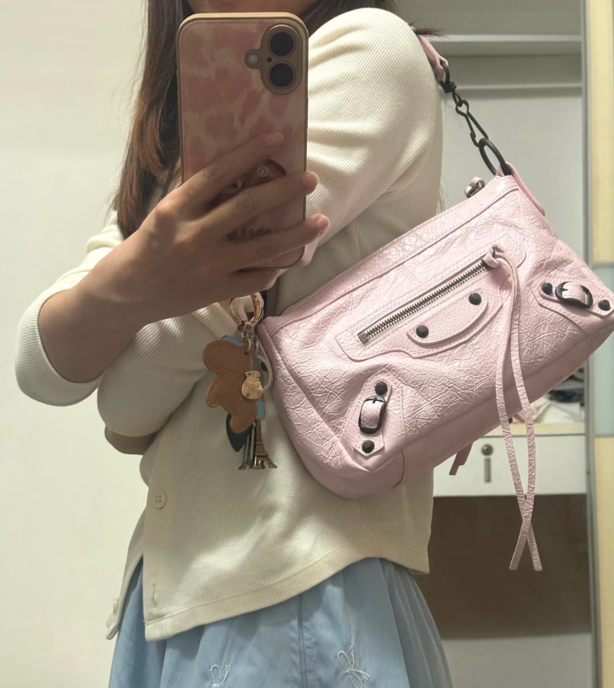 f13bc711585089d1c0bd325729b041a0.jpg