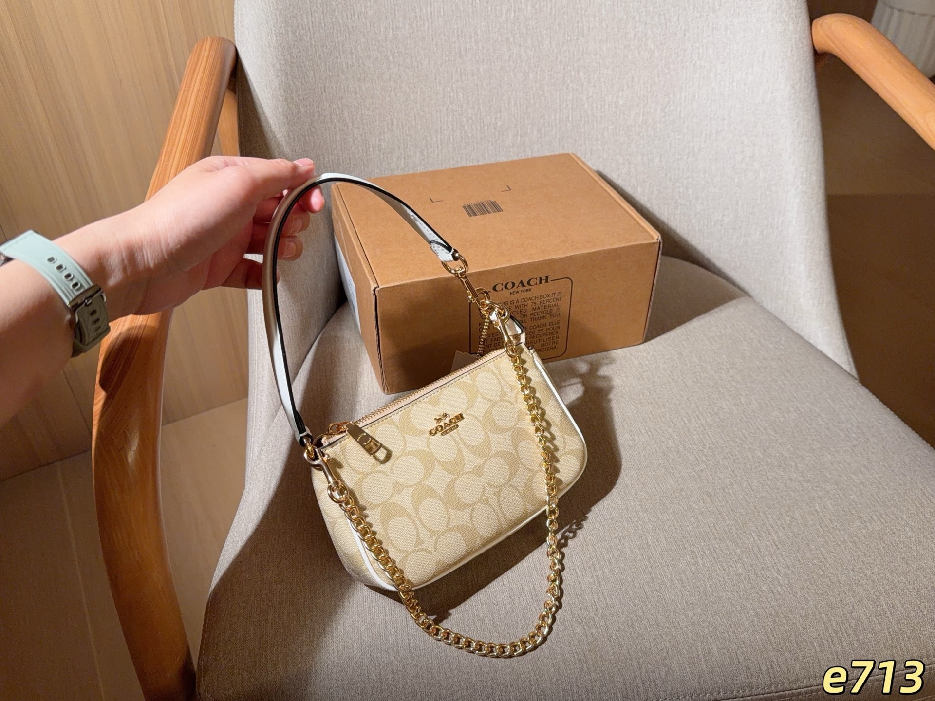 29fdeeabab632c5999588164dab25015.jpg