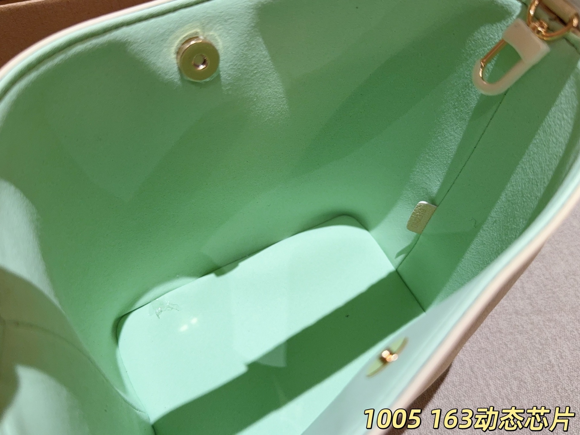 a42ecae5fd814fa9b6809ad9de5fcad7.jpg