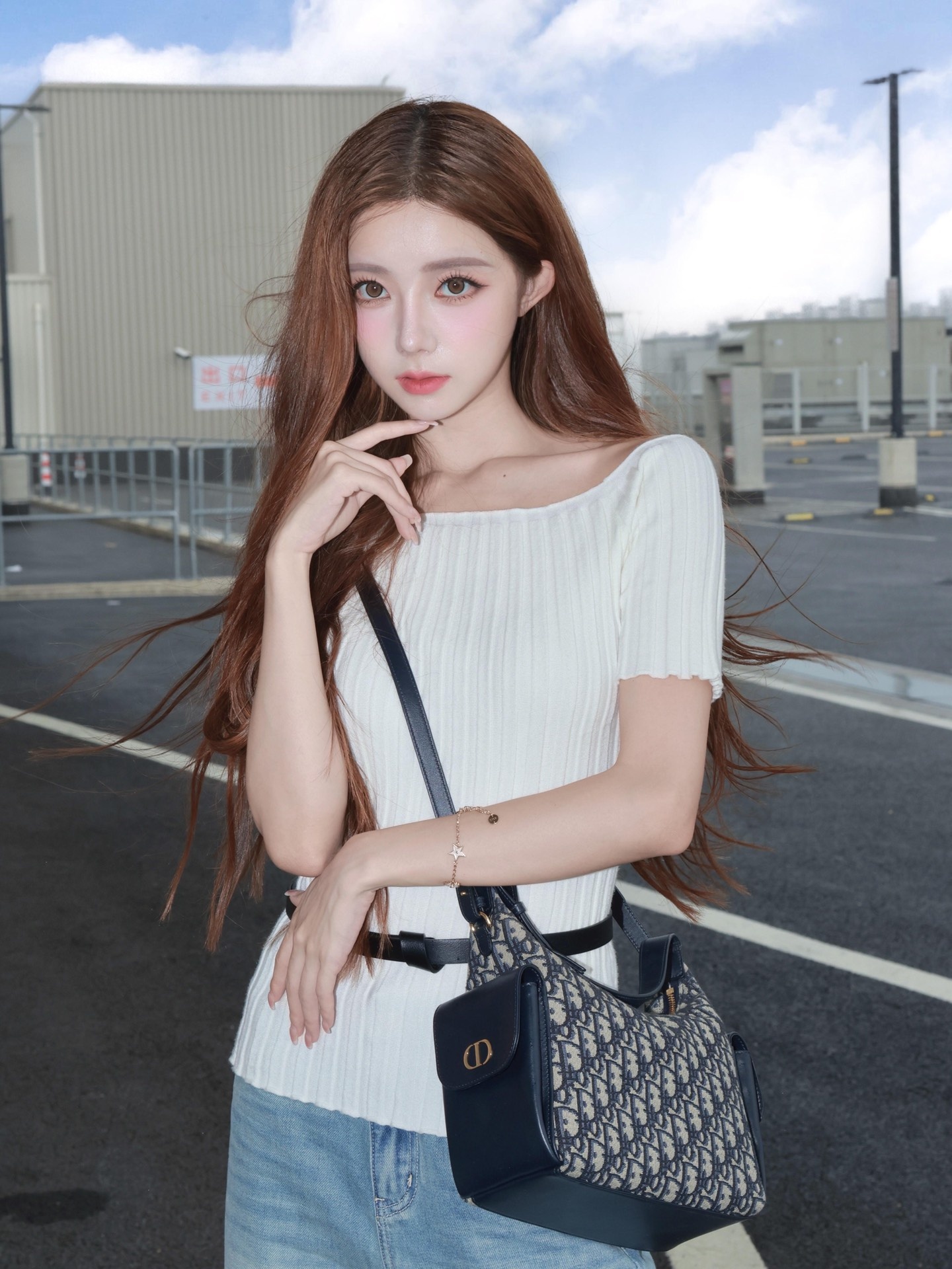 b92203c48be1001ad3a63b935e977c9c.jpg