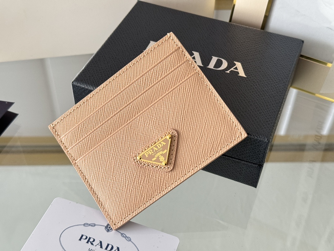 ccad15d41418b6a6746cba7ddb3bc7b8.jpg