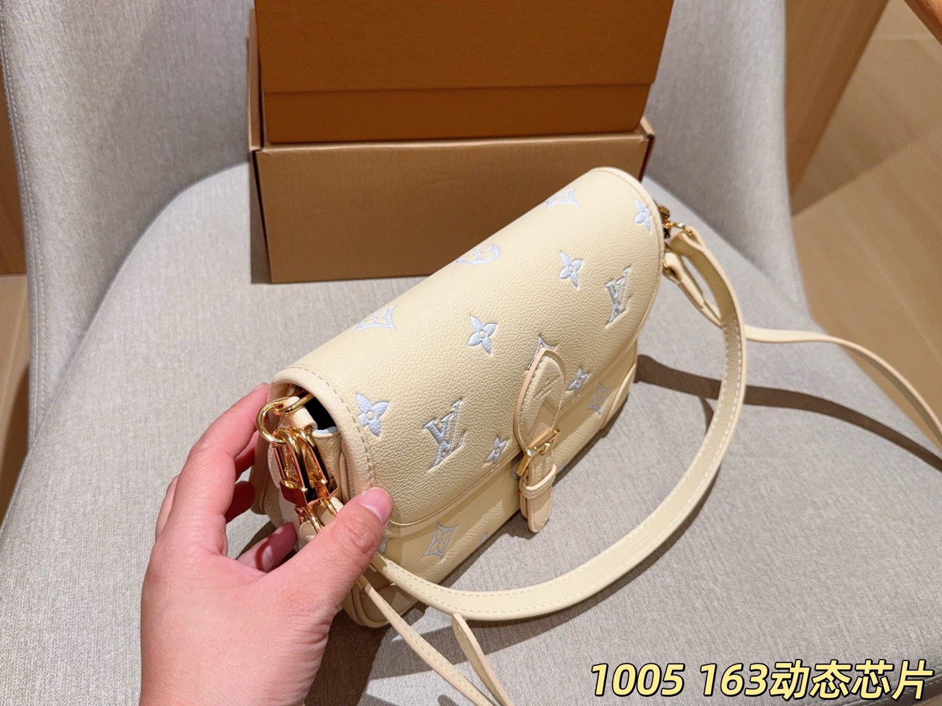 d6d7507b0fcadef92441323c42ffed00.jpg