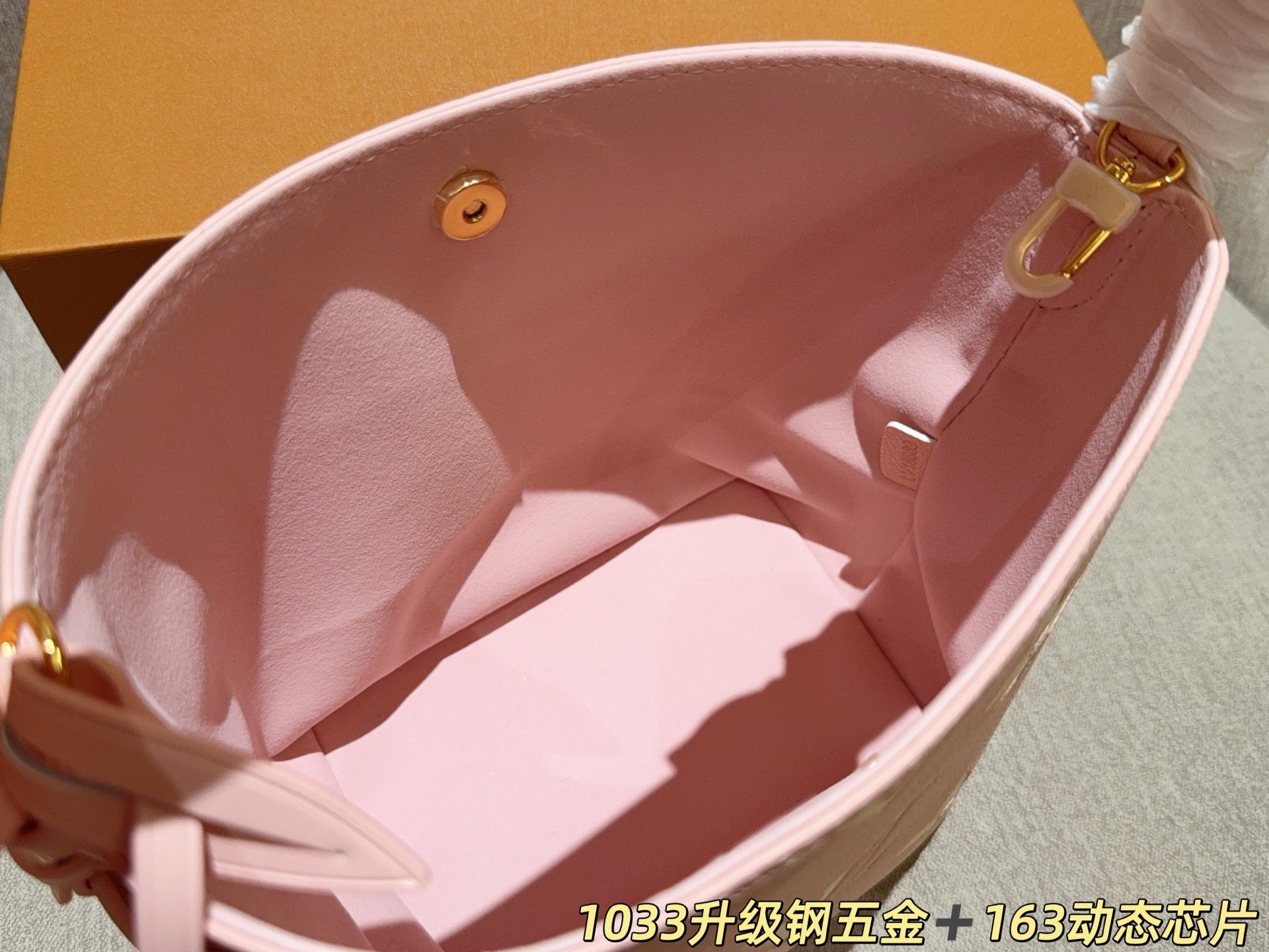 fcd899546cb419d17a10b6f27de95fbf.jpg