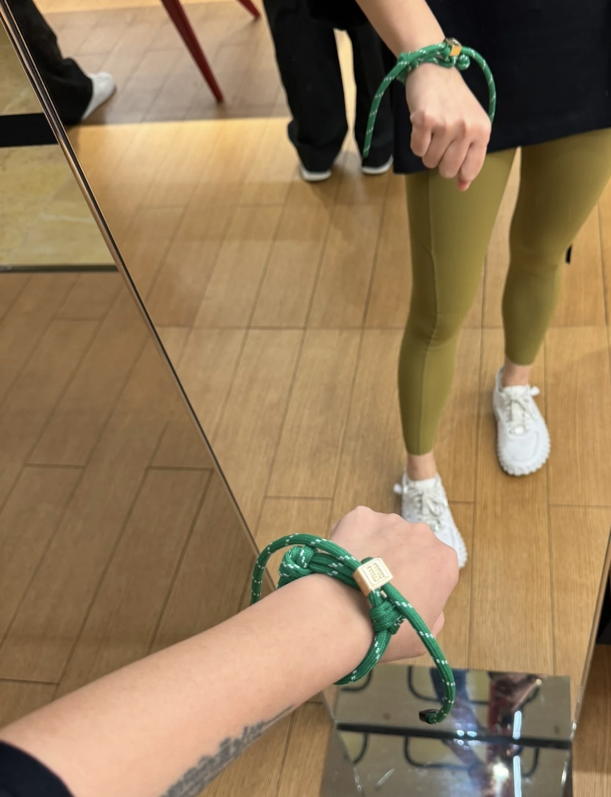 f4ee2772cdcefb5582c1ade41aa96c15.jpg