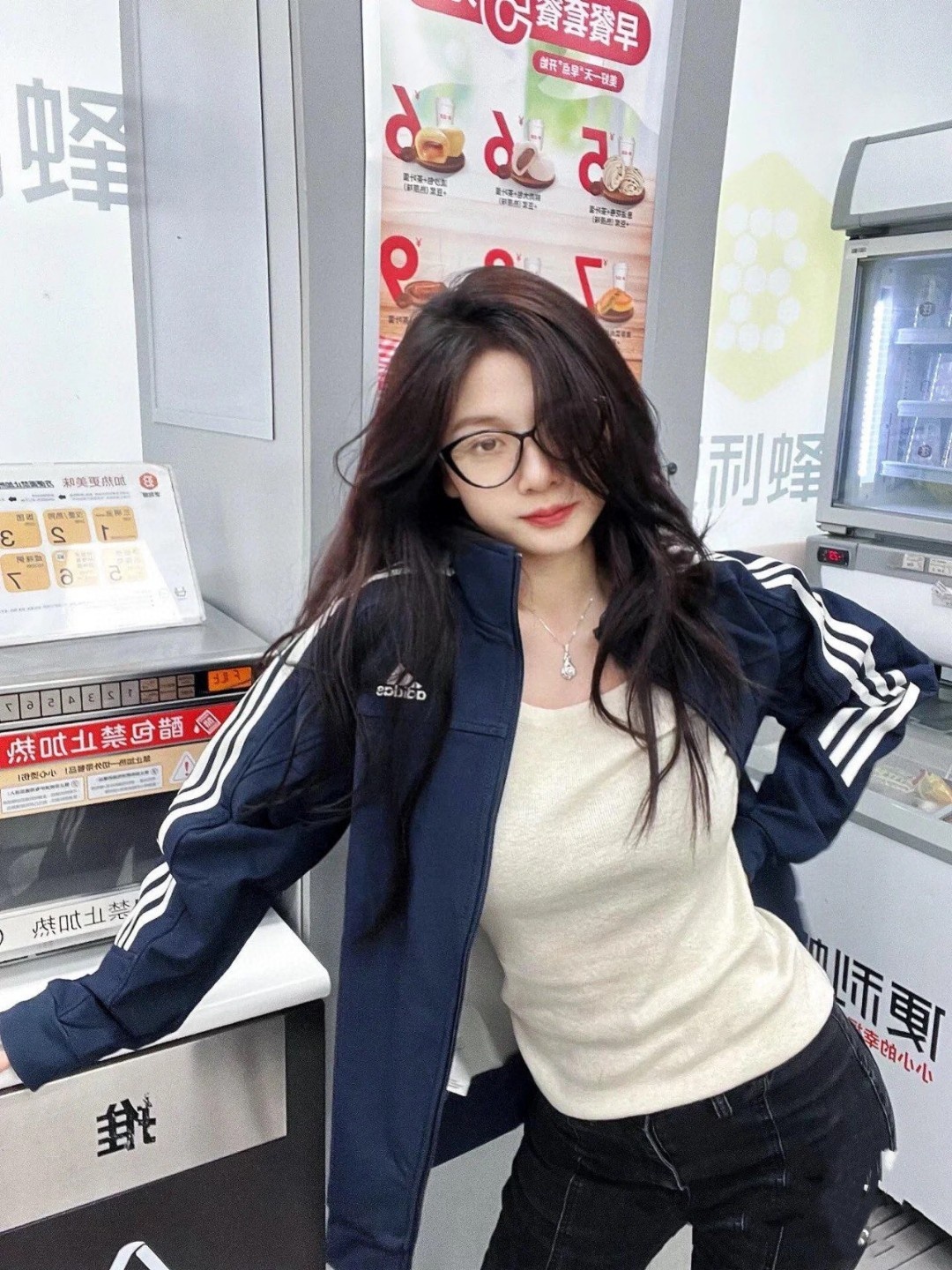 3f5678d5e187445d589d8064d593b4bf.jpg