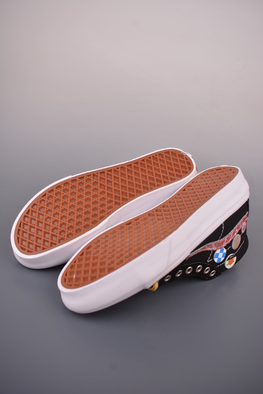 9932b1fe0350acf0d9ad4ebee7ab5542.jpg