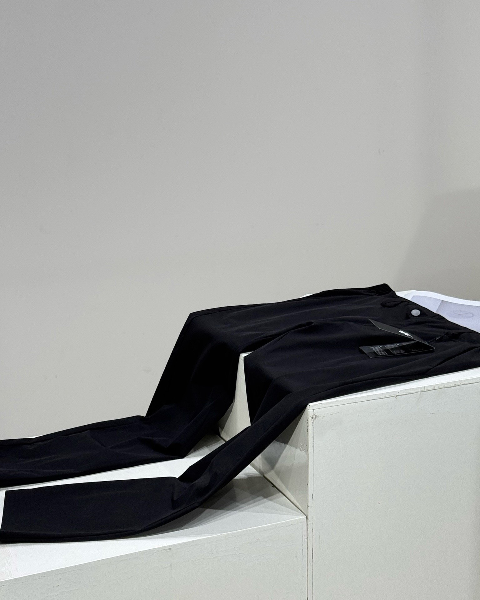 bcefb98a6830e2200a6386e9ca82a3e8.jpg