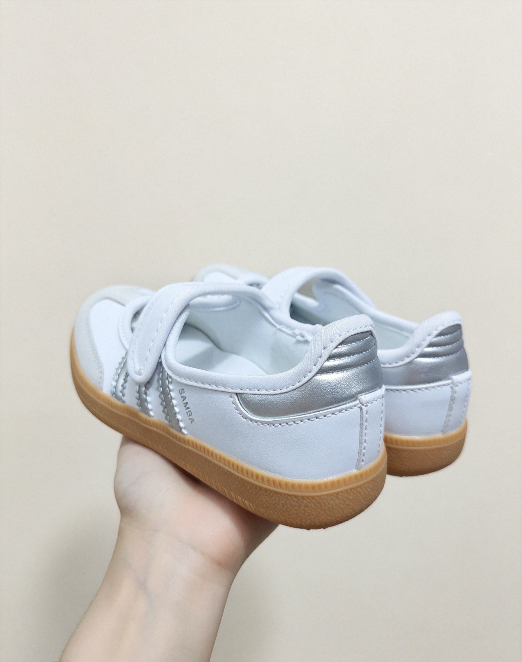 4c590181a16c52a33e95e46ddfc9c7e1.jpg