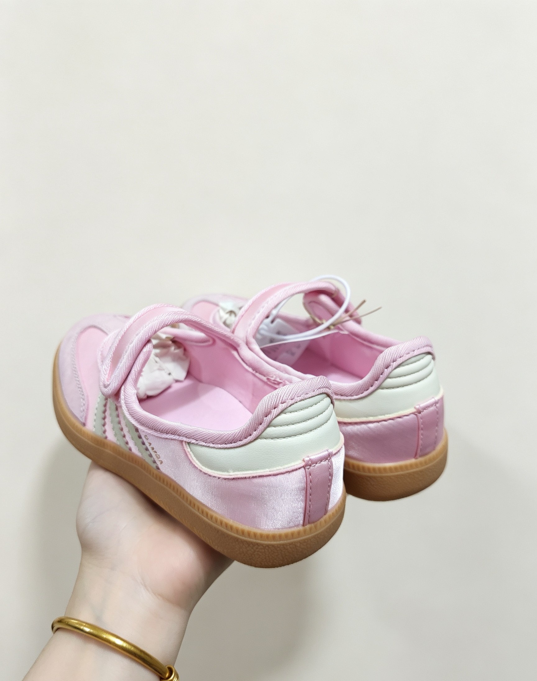 63a5a8144d1ad85e905dd4ab1418349a.jpg