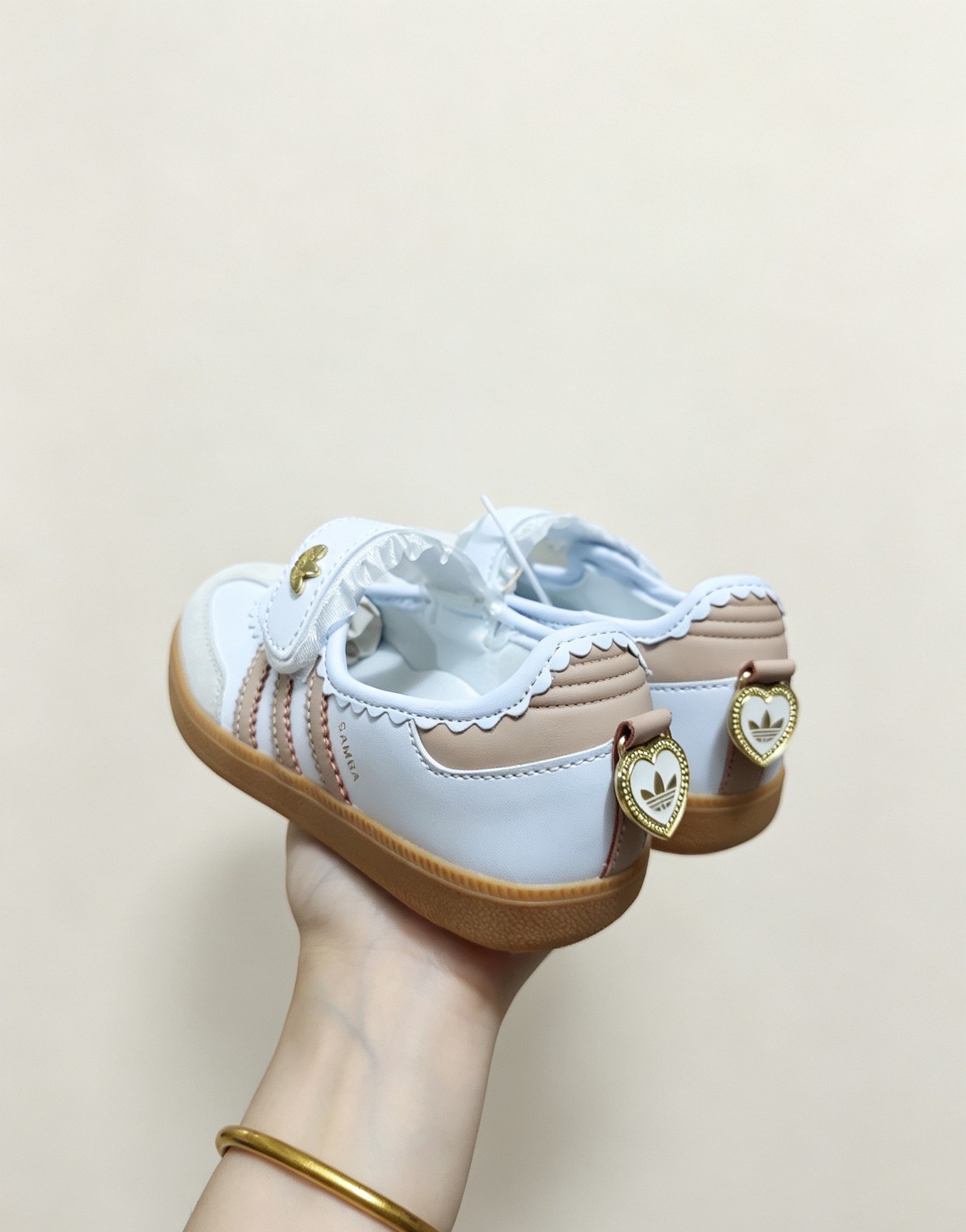 9d95b95700f12ceffbb53fdc8ea97886.jpg