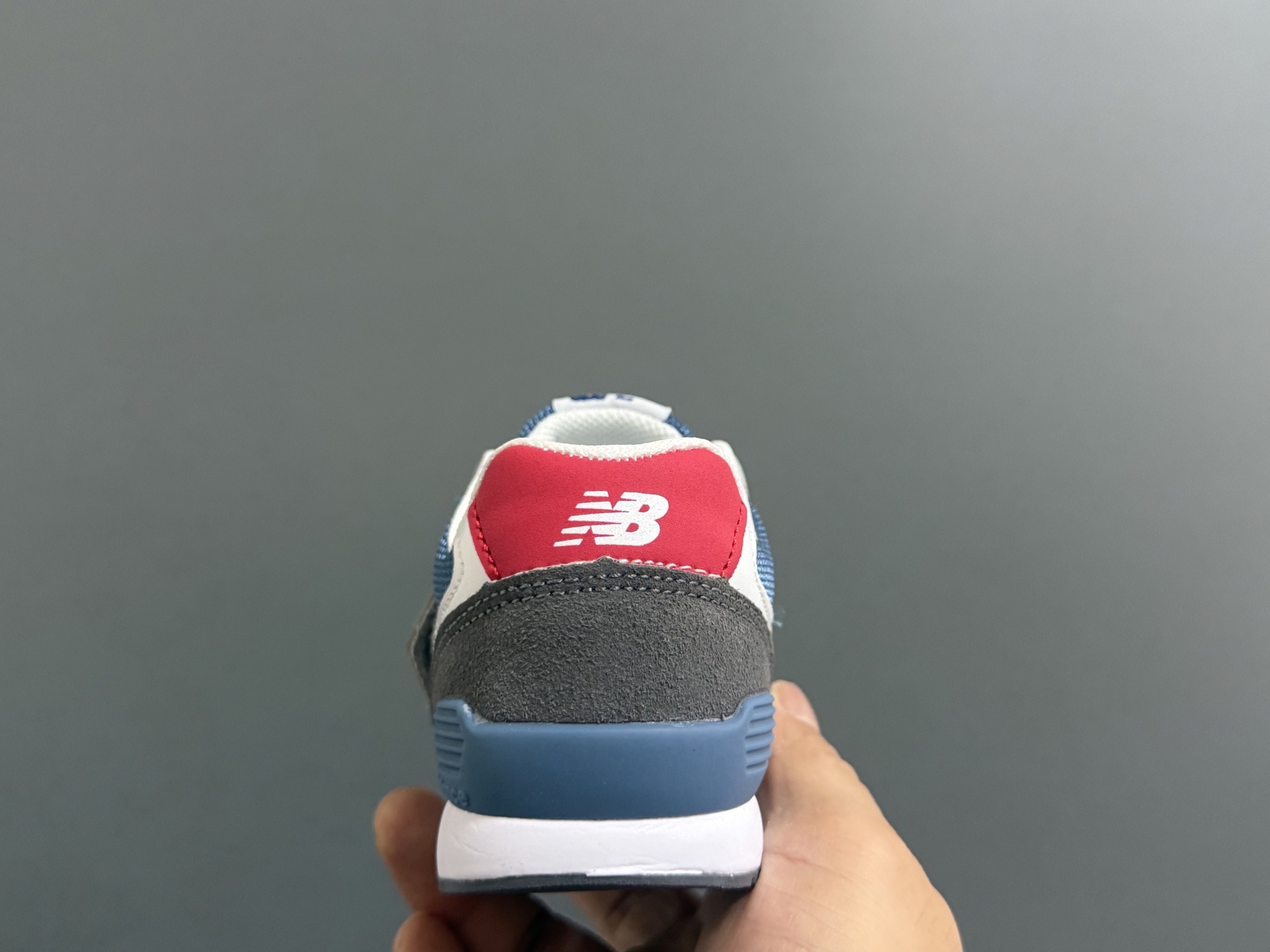bf082c9be99b2420577b8fdbf270aec9.jpg