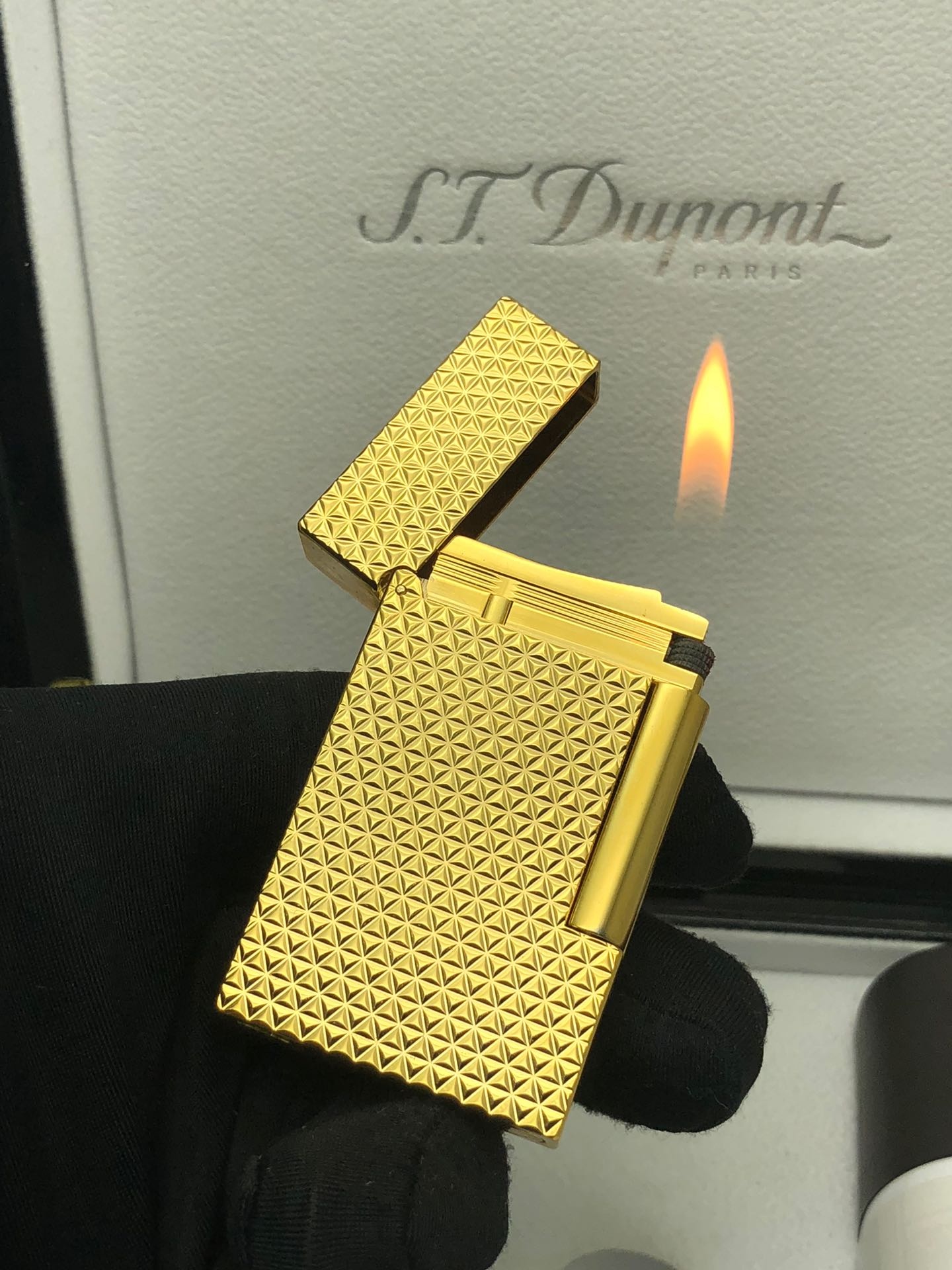 de5b7af6402e5fd13c45997e18014f76.jpg