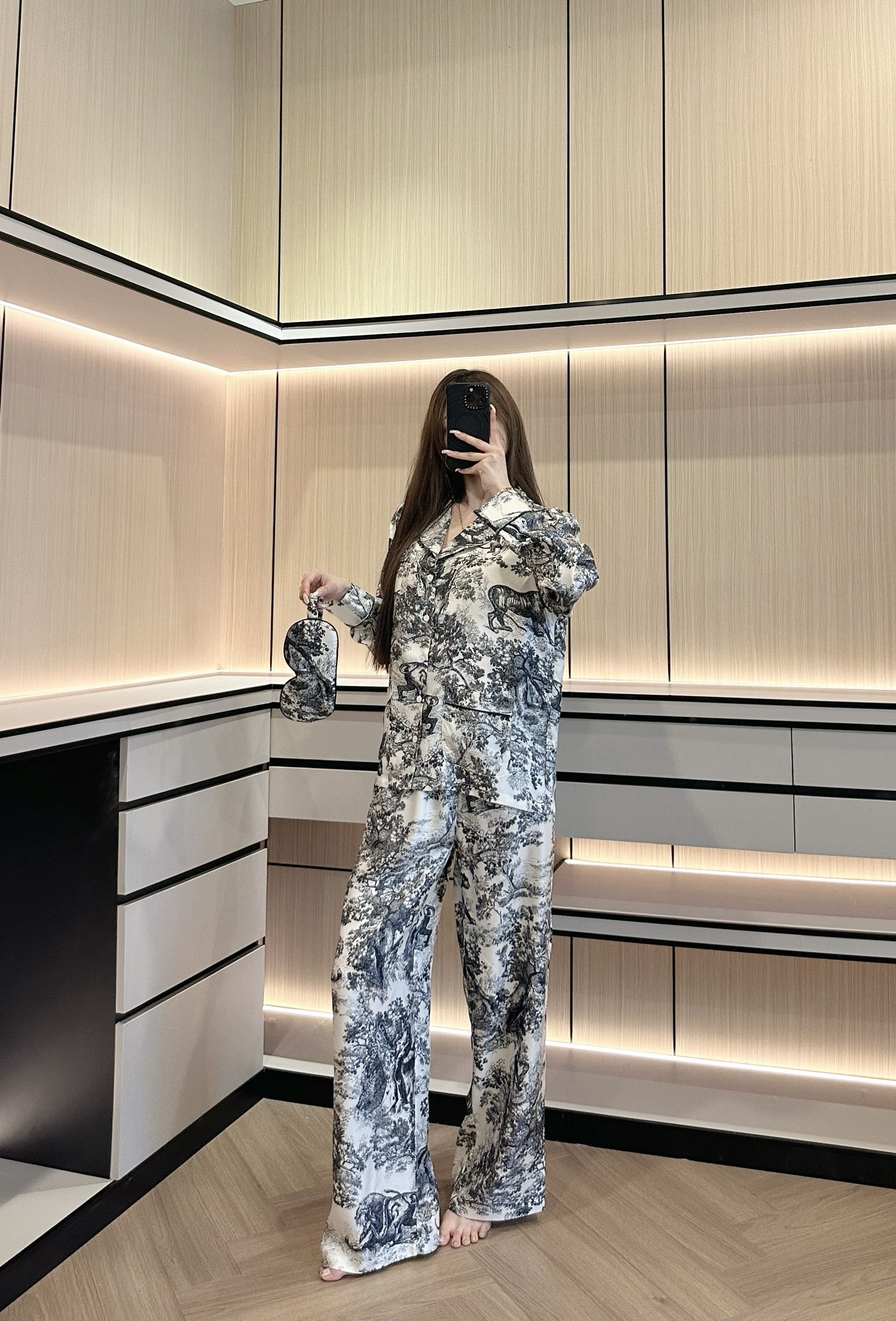 b3422d947f1a9477ba7d5ae9a5aaf489.jpg