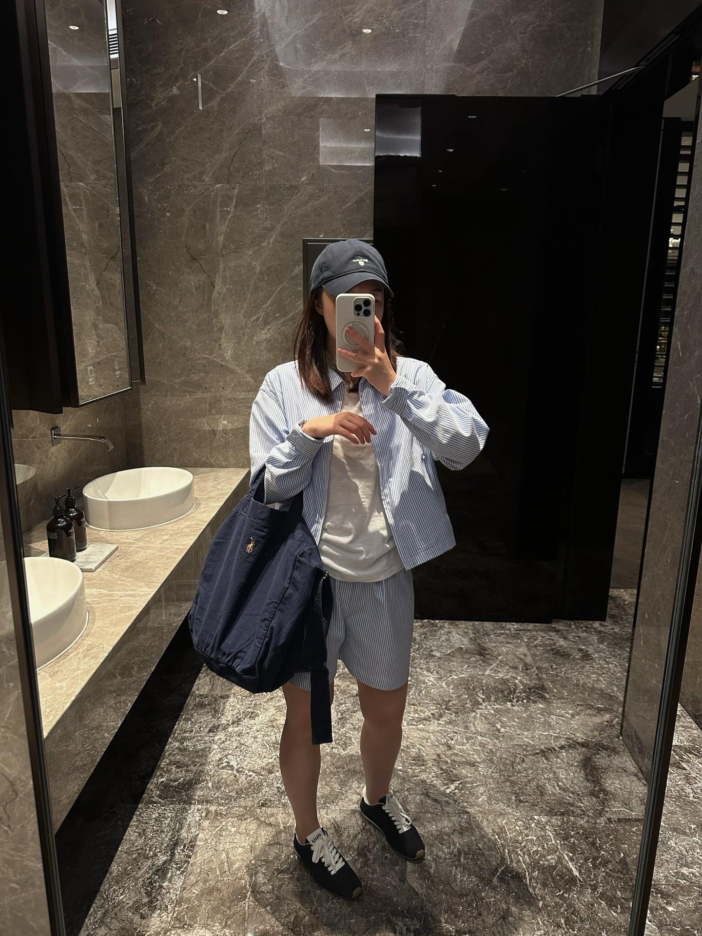 f7d5175abcc885743a7f156cf9a83dfd.jpg