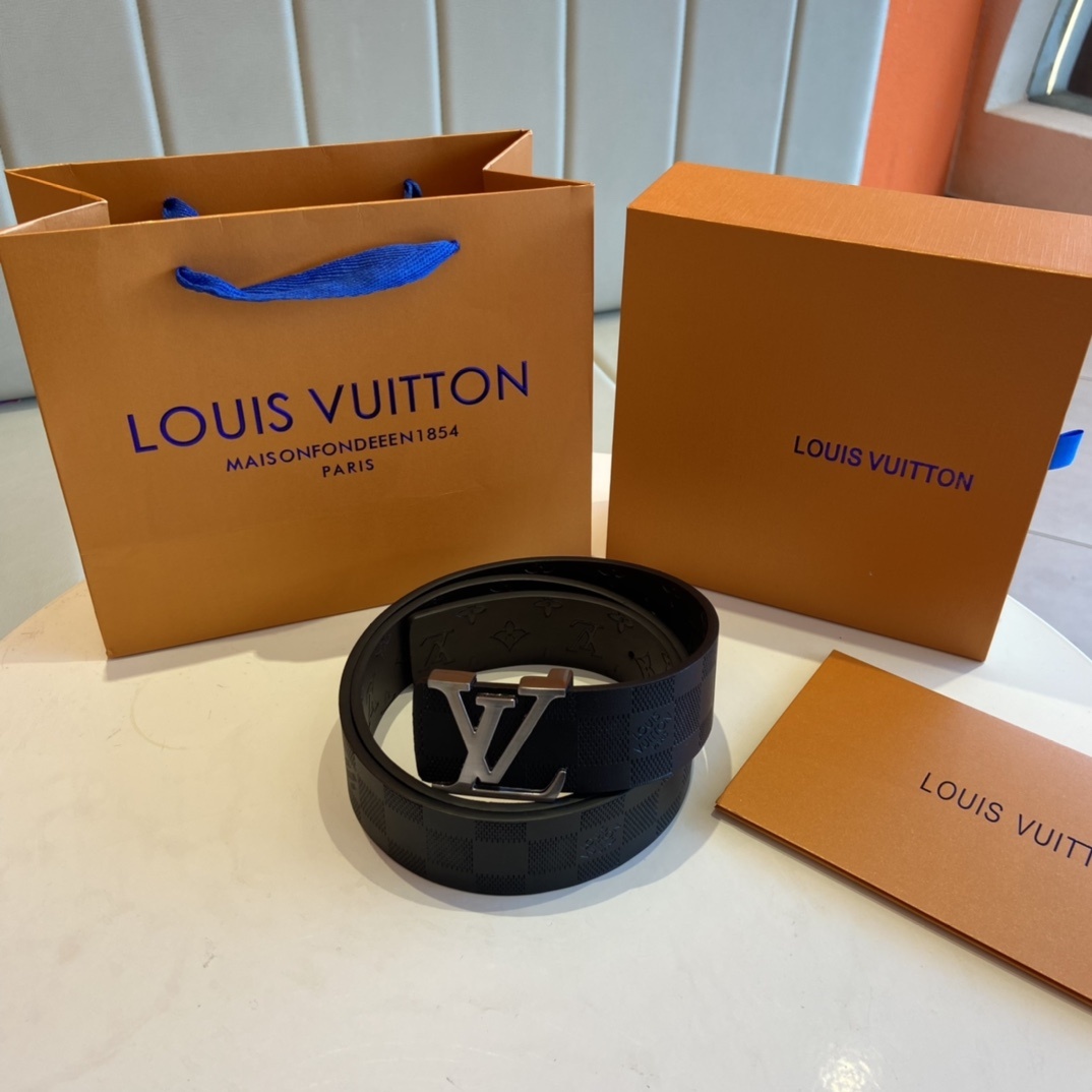 1d474c78260a3f23bc89589a32181cbd.jpg