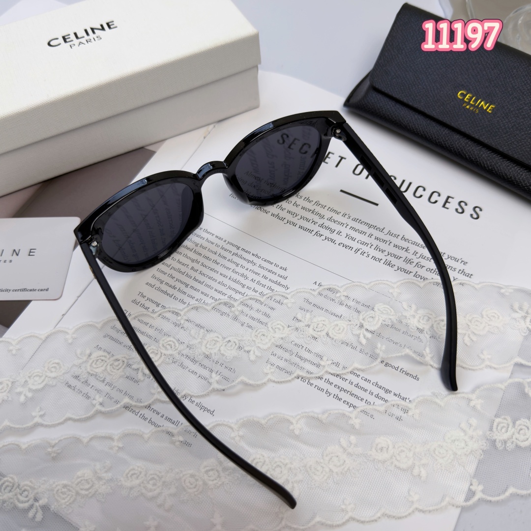 73aa67bd8fab28cc1aeef7dab9ad0ab7.jpg
