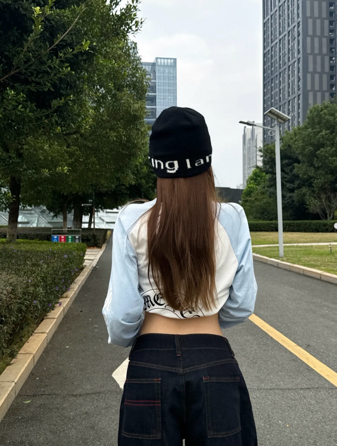 cb525cce5ca8c5e58db77bbe6ed899d7.jpg