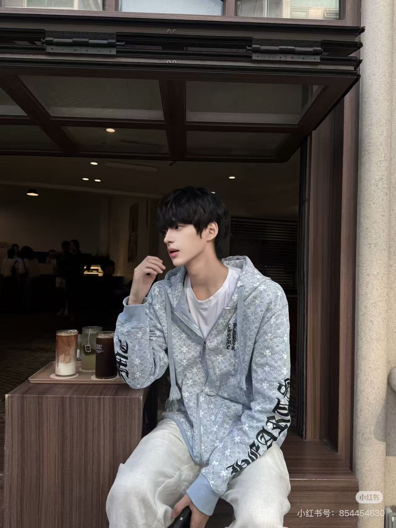a7d3d45ccb4d8b87b8fa69d8c92c630e.jpg