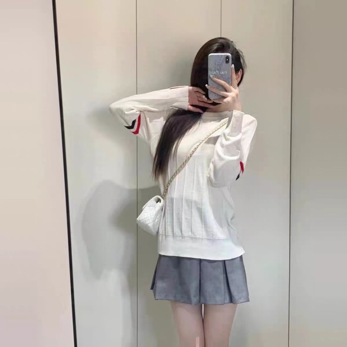 7be2ddf64a909a3540bd748254b2f324.jpg