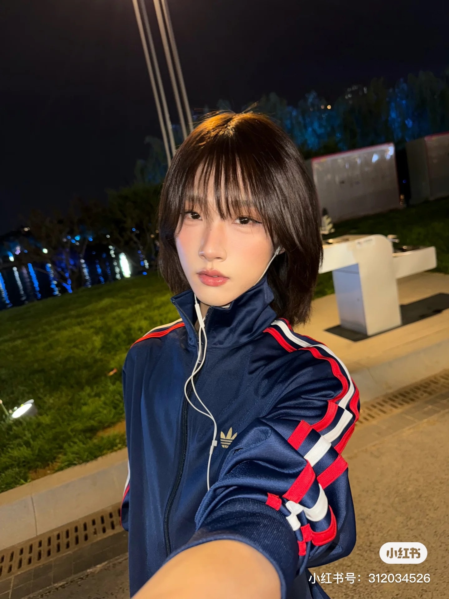 023a8644502cc989b97fdf9b5ef90bc0.jpg