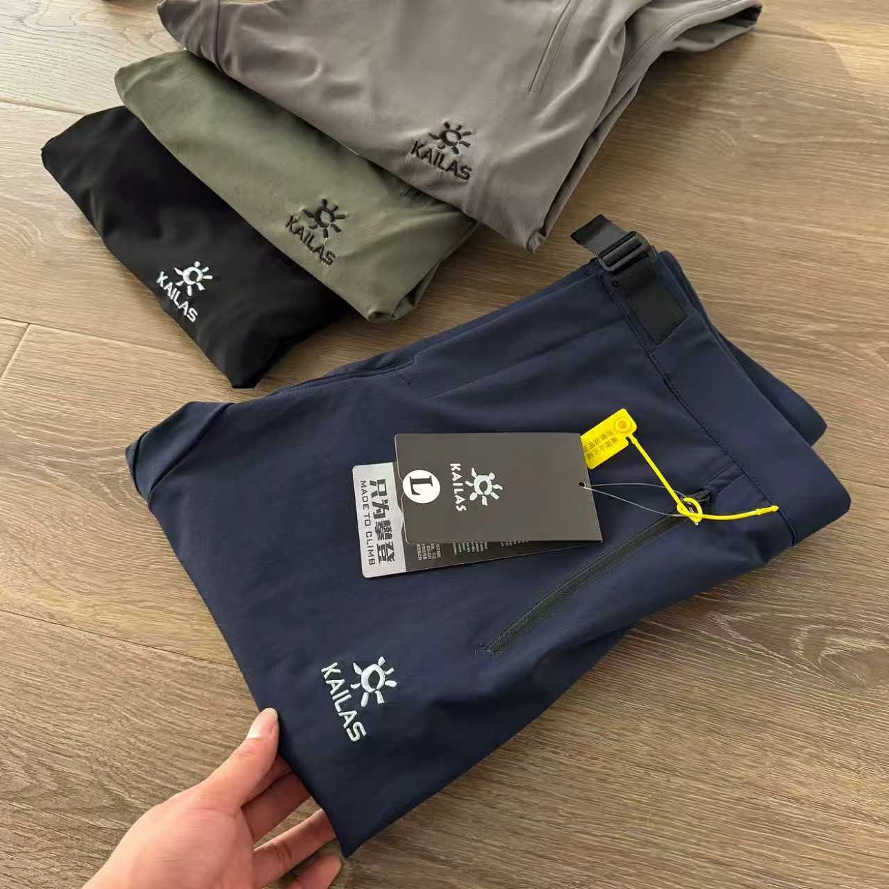 52fbe3d59b57ae6eac633737c051b1e8.jpg