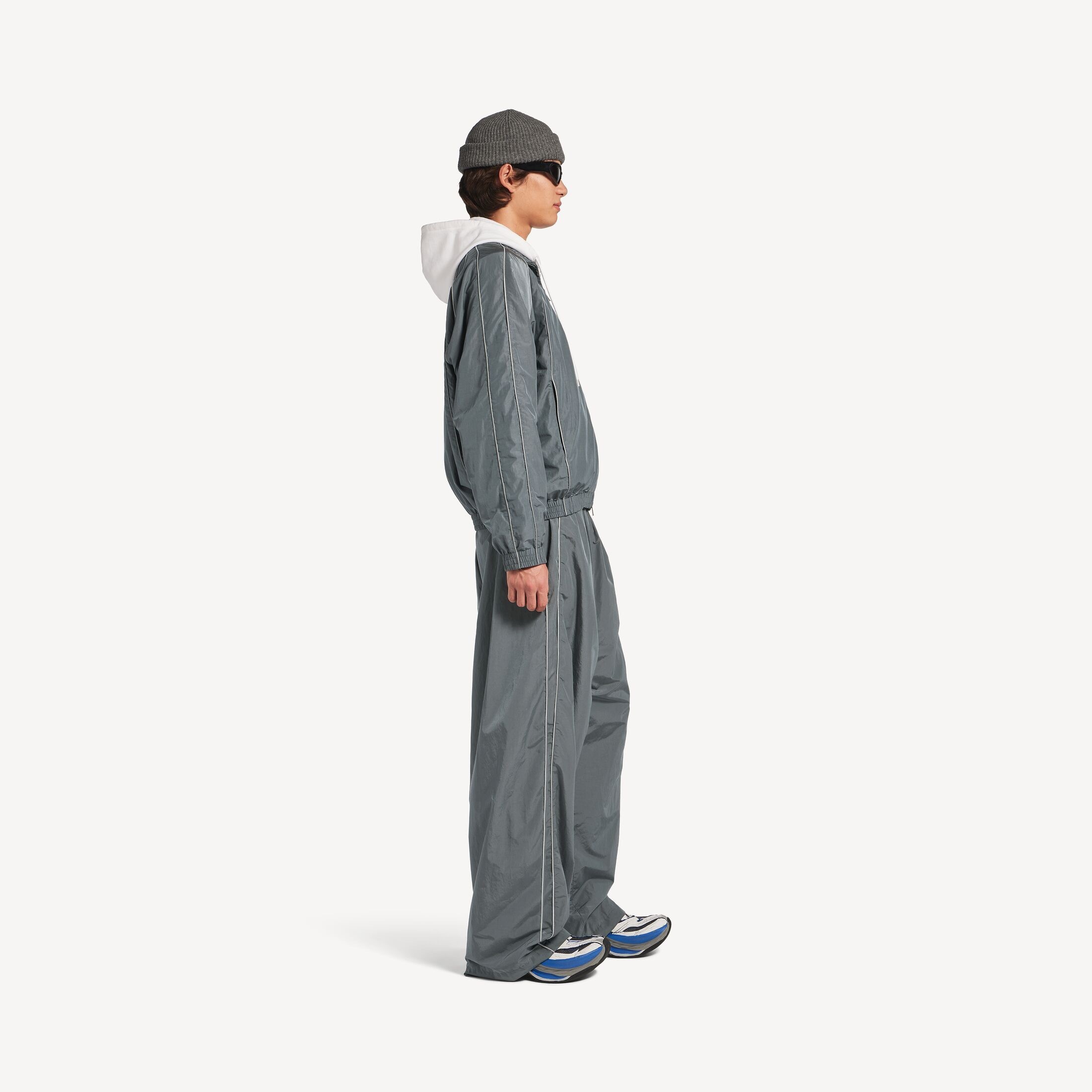 f64fe19135782502be929a8378efcf96.jpg