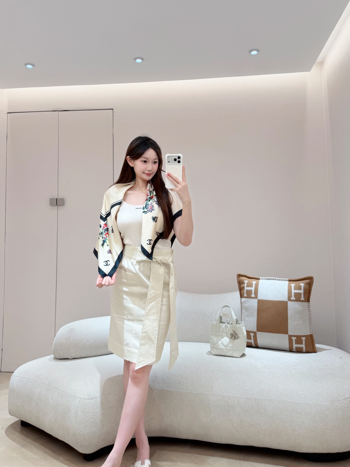 f87640814d7933f7f8eade1fcea54f64.jpg