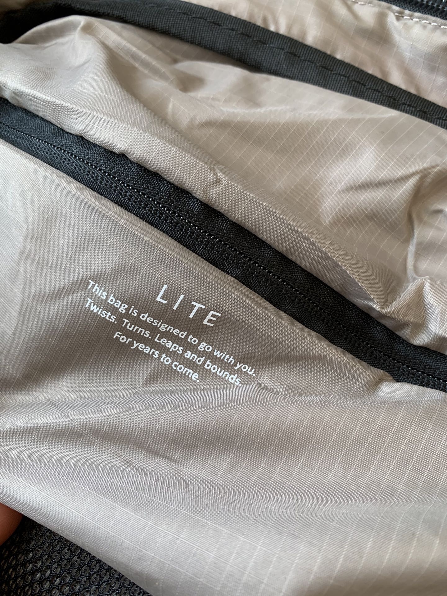 06d1c9b259d4645f93f773e6bdb1bf36.jpg