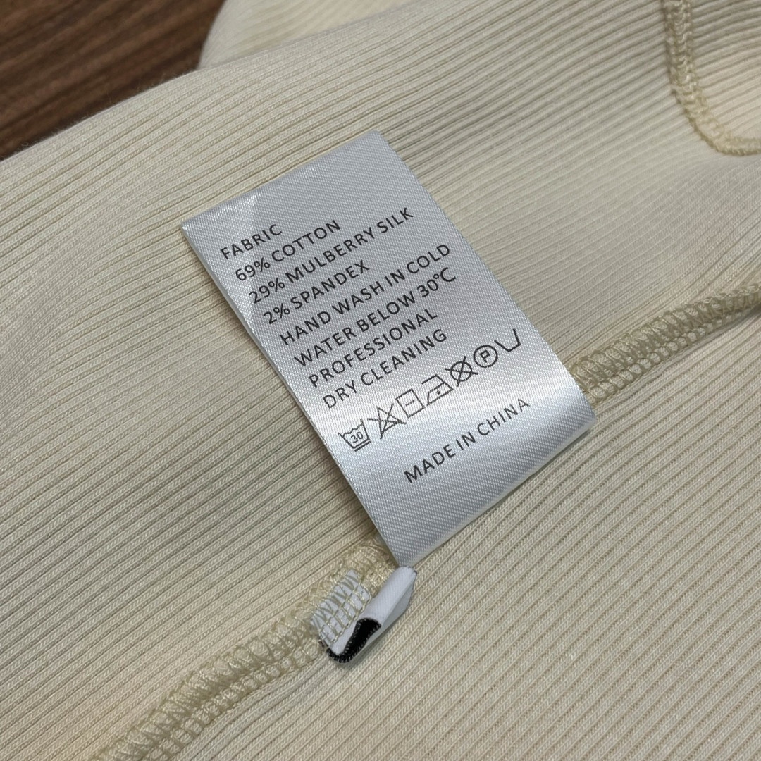 4fcbe7594a0c560f702e00b38a77250e.jpg