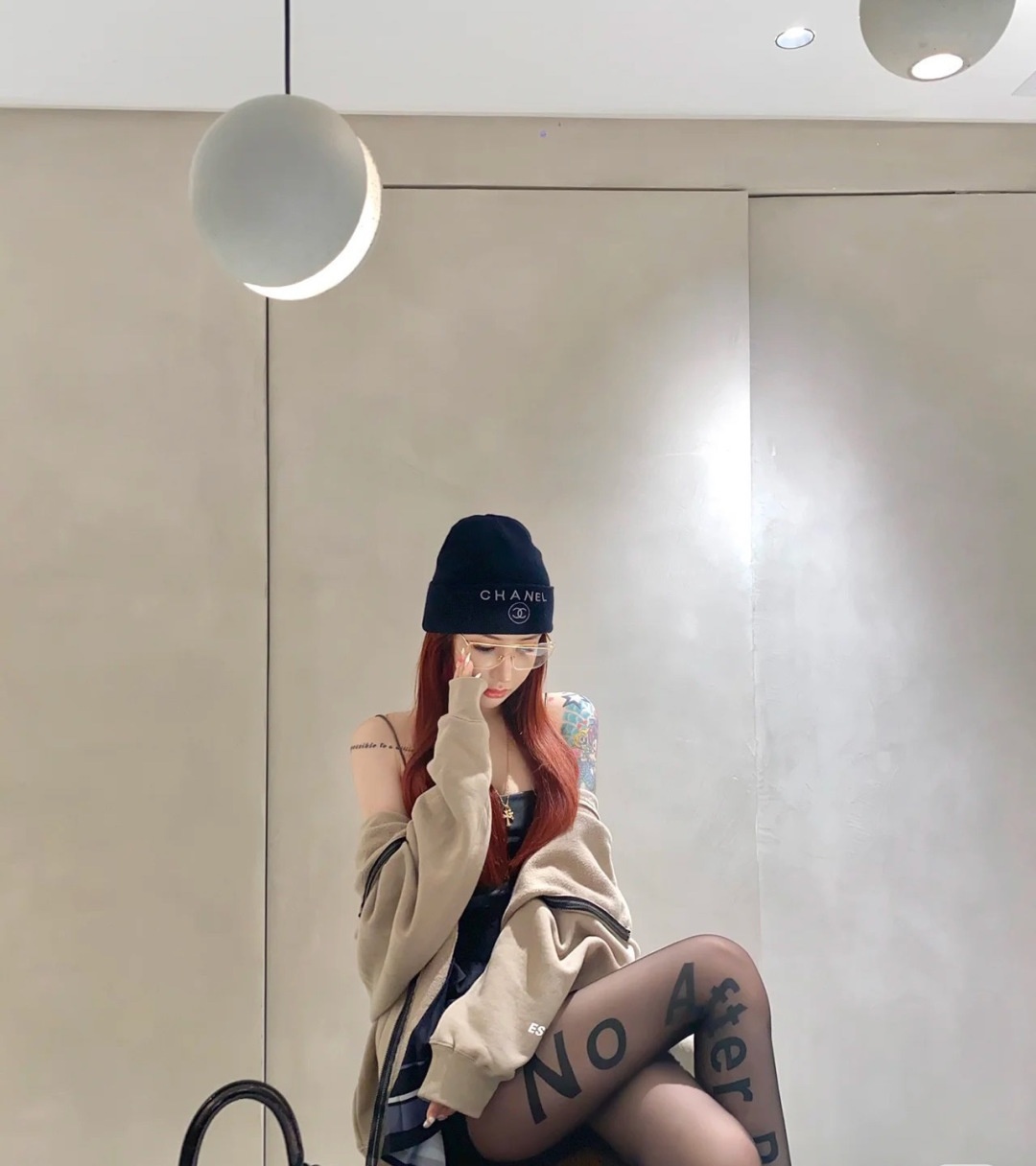 600f7a42372369257b015ff3add28611.jpg