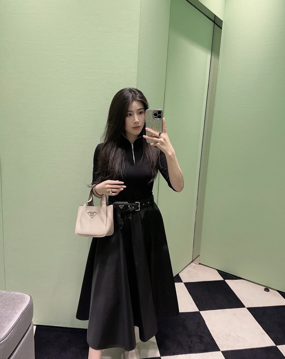 6aea9bc6ba7e1fd07a451101aff7a4dc.jpg