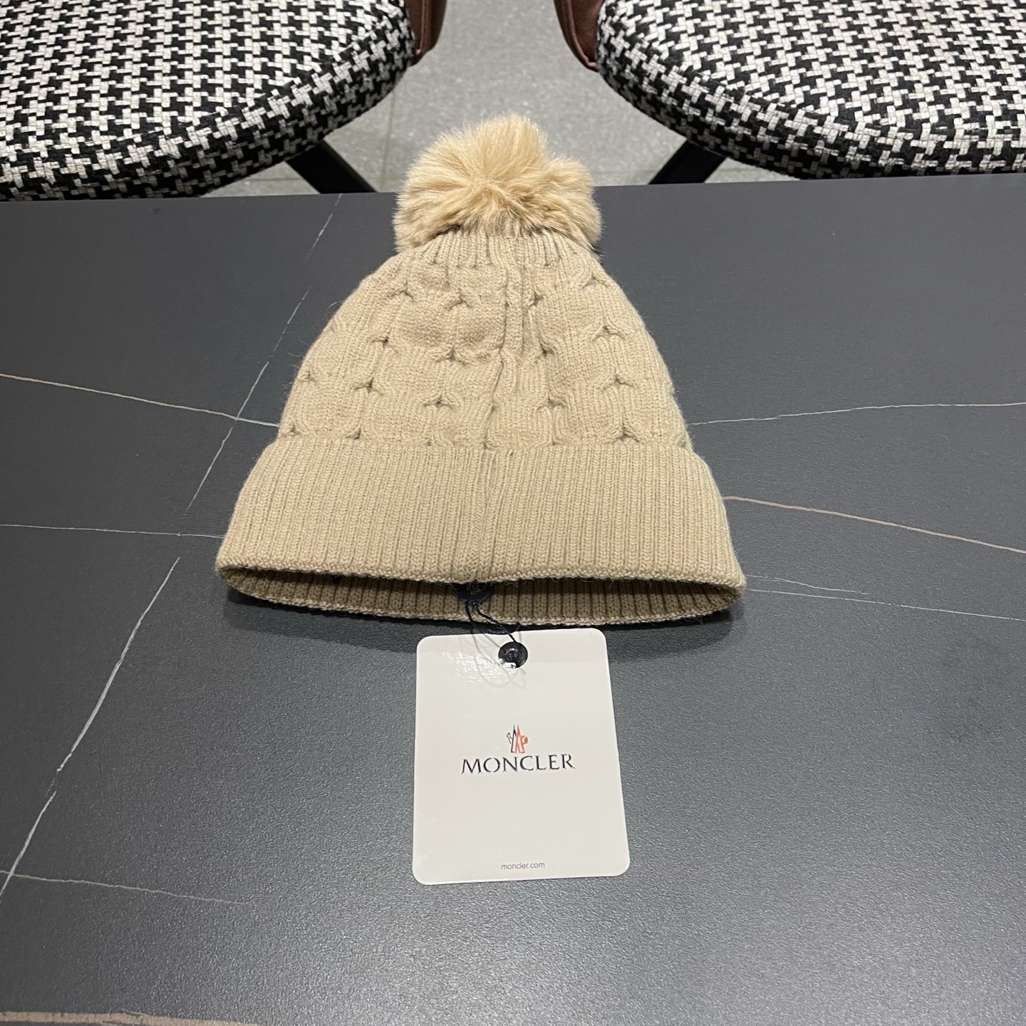 6e829ce18343aa57a6bc0357f1f7b0ee.jpg
