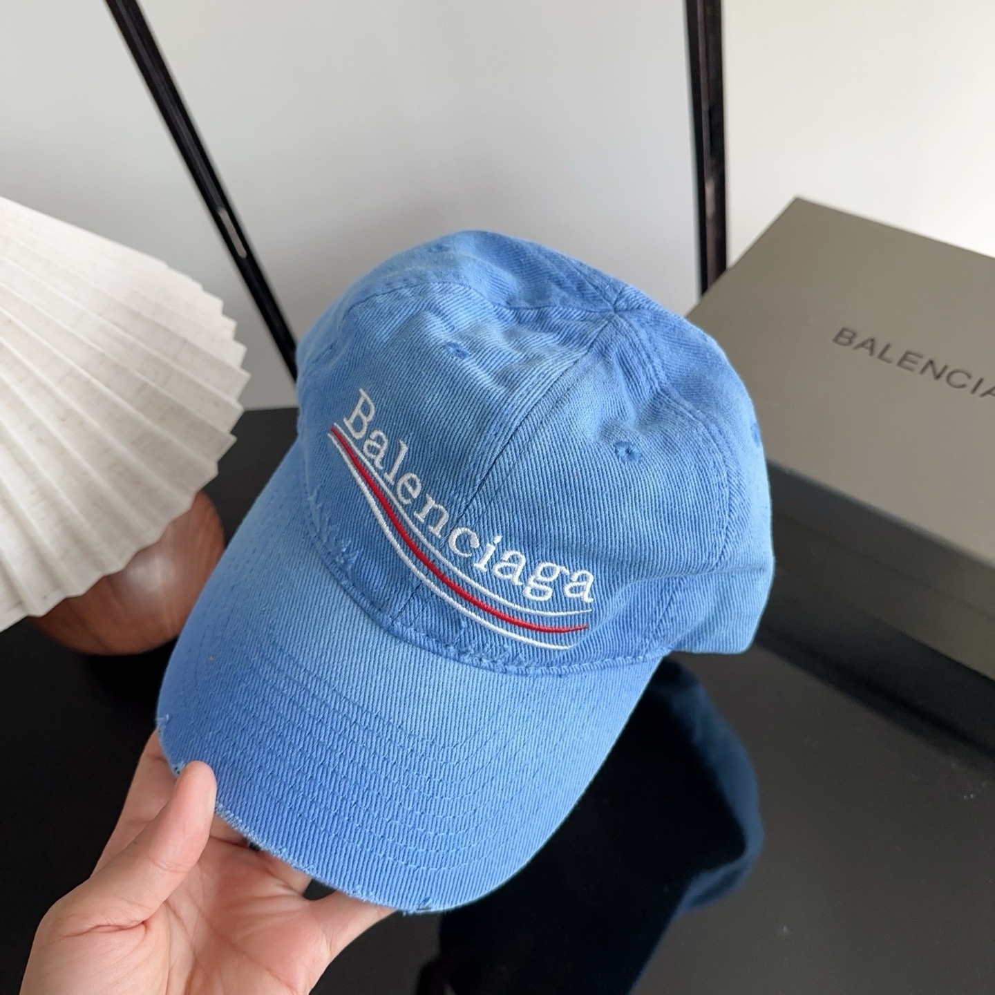 abcadfd8a9f5ab3ae2bf6d386871d30a.jpg