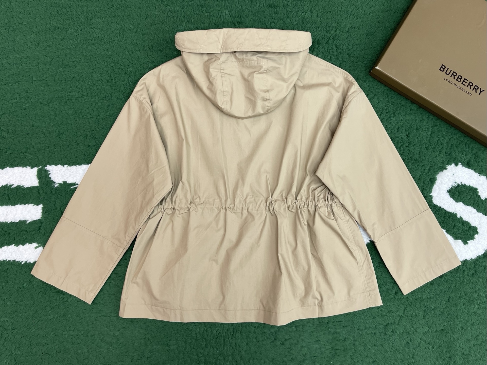 c7e899838d1d4567dcfaef998510d11d.jpg