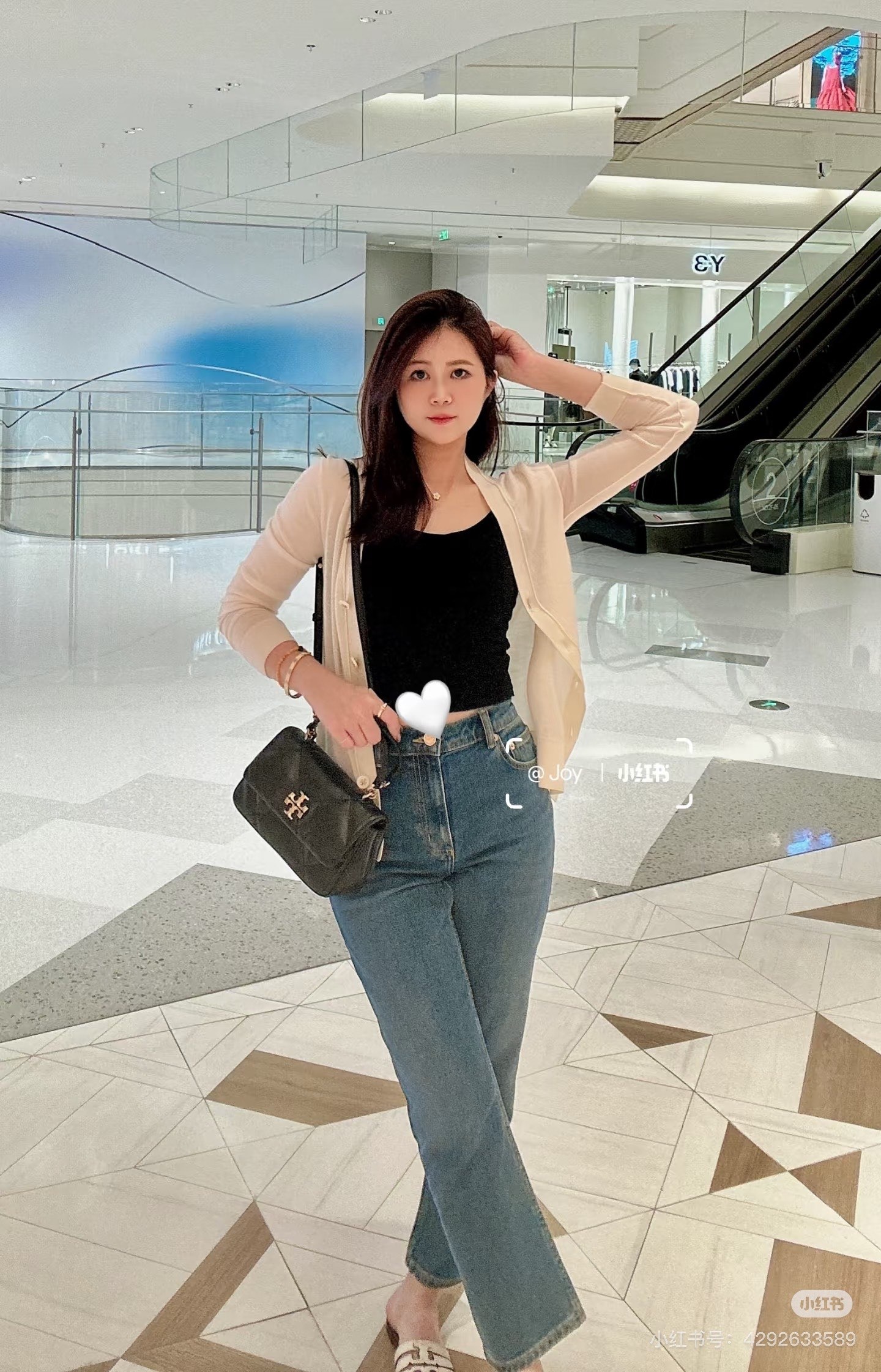 d4a6599f17bfe4621e32041f6a87cec6.jpg