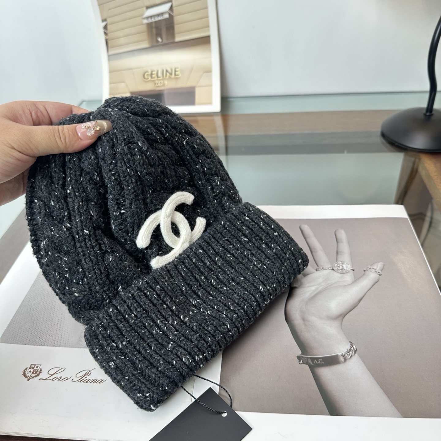 0d8320415978ef19b70c4ecca9fdd897.jpg