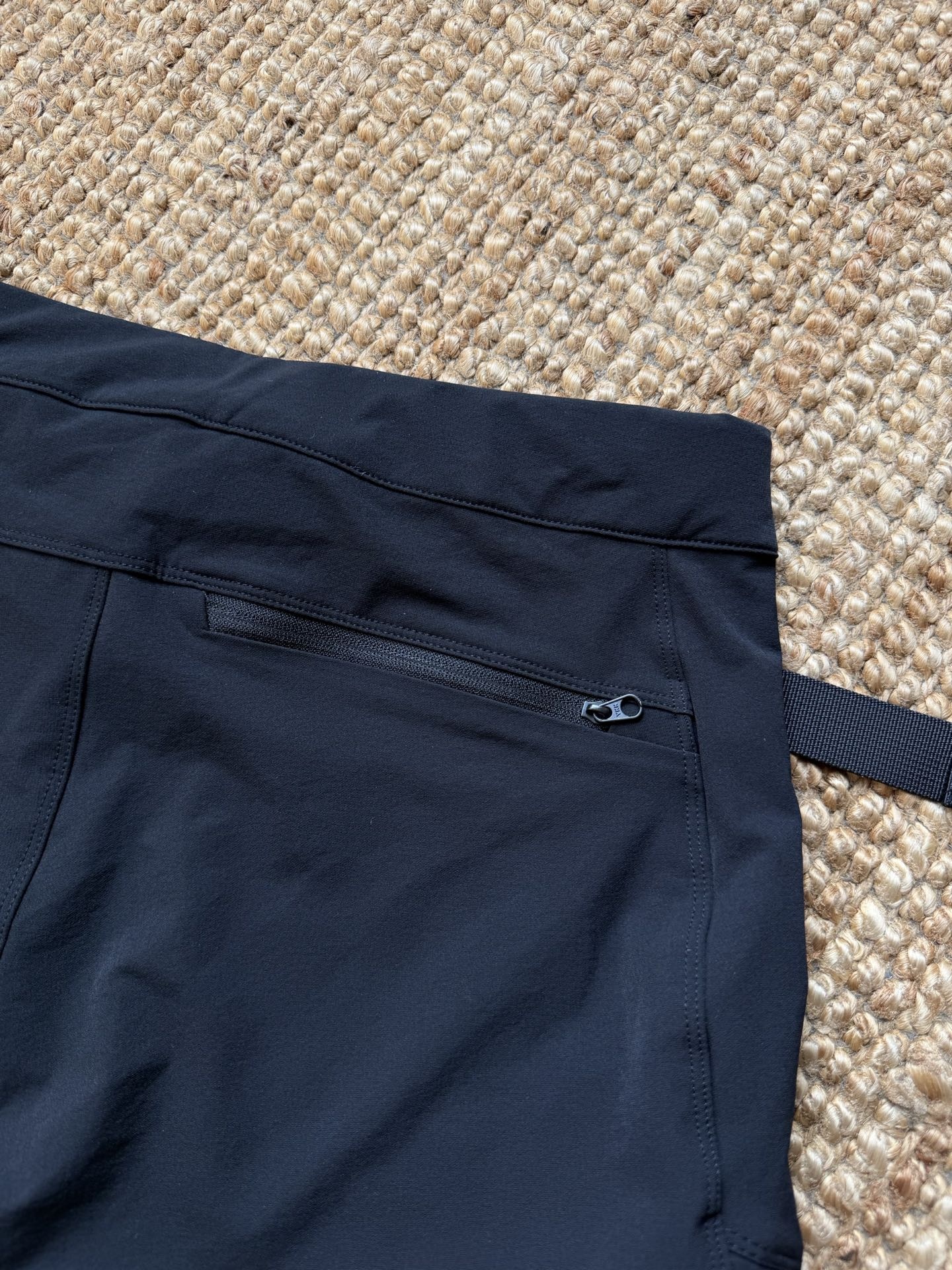 53b47139a695a8b967612cc0d18acfe4.jpg