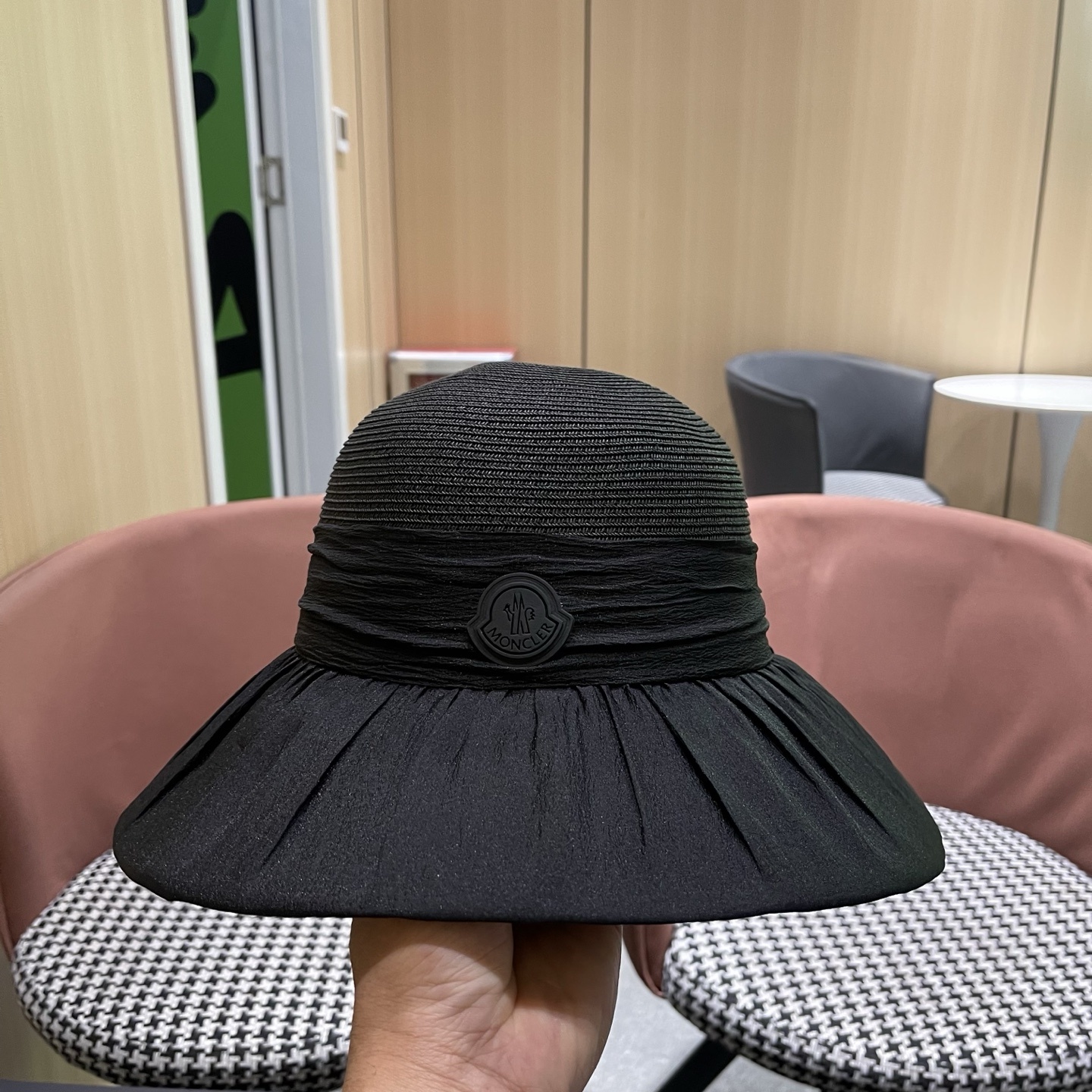 a755b42fa2496ba81e59f148c0a0a8ad.jpg