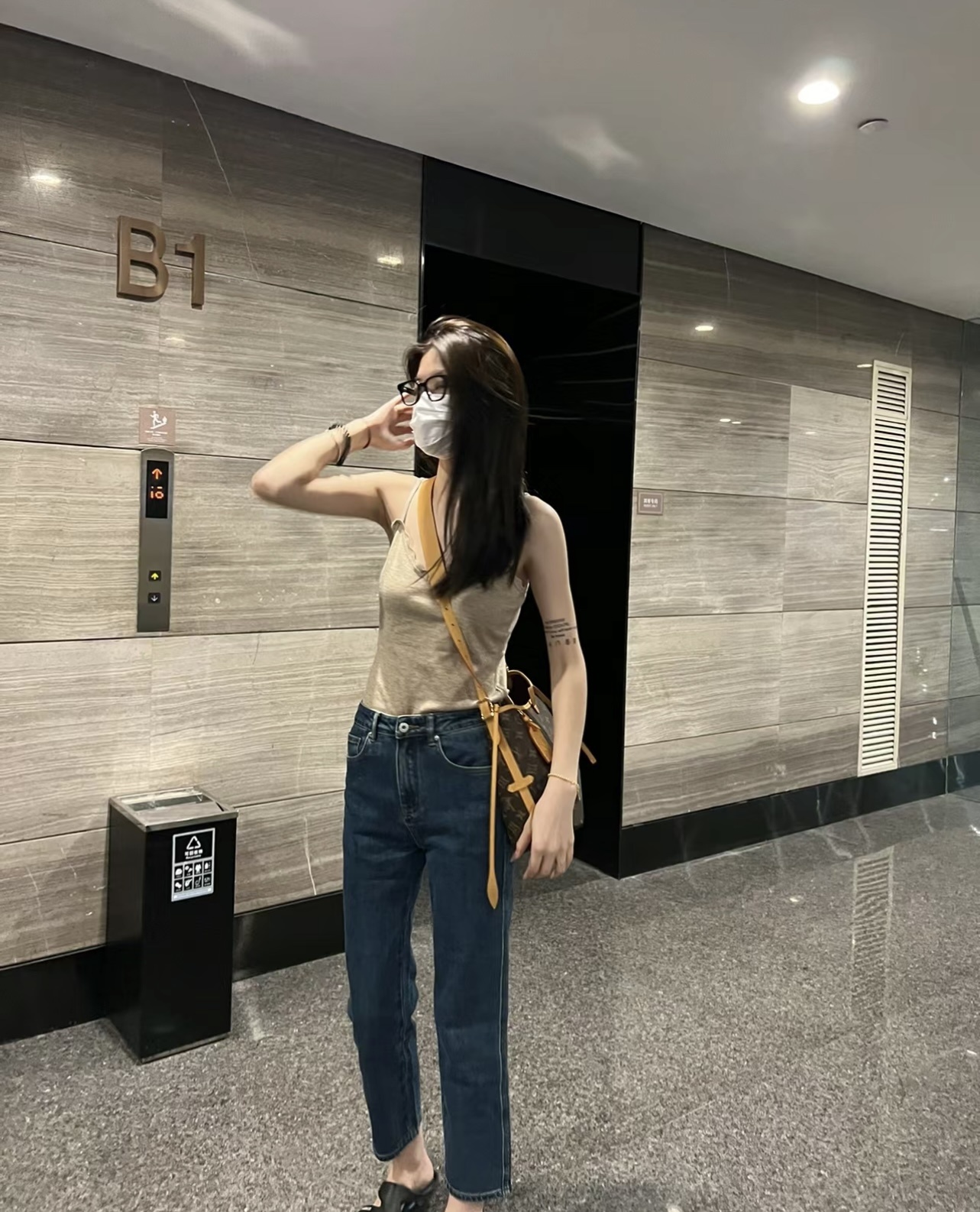 d74ea6a4e6a40b610b0599d21b0ecc15.jpg