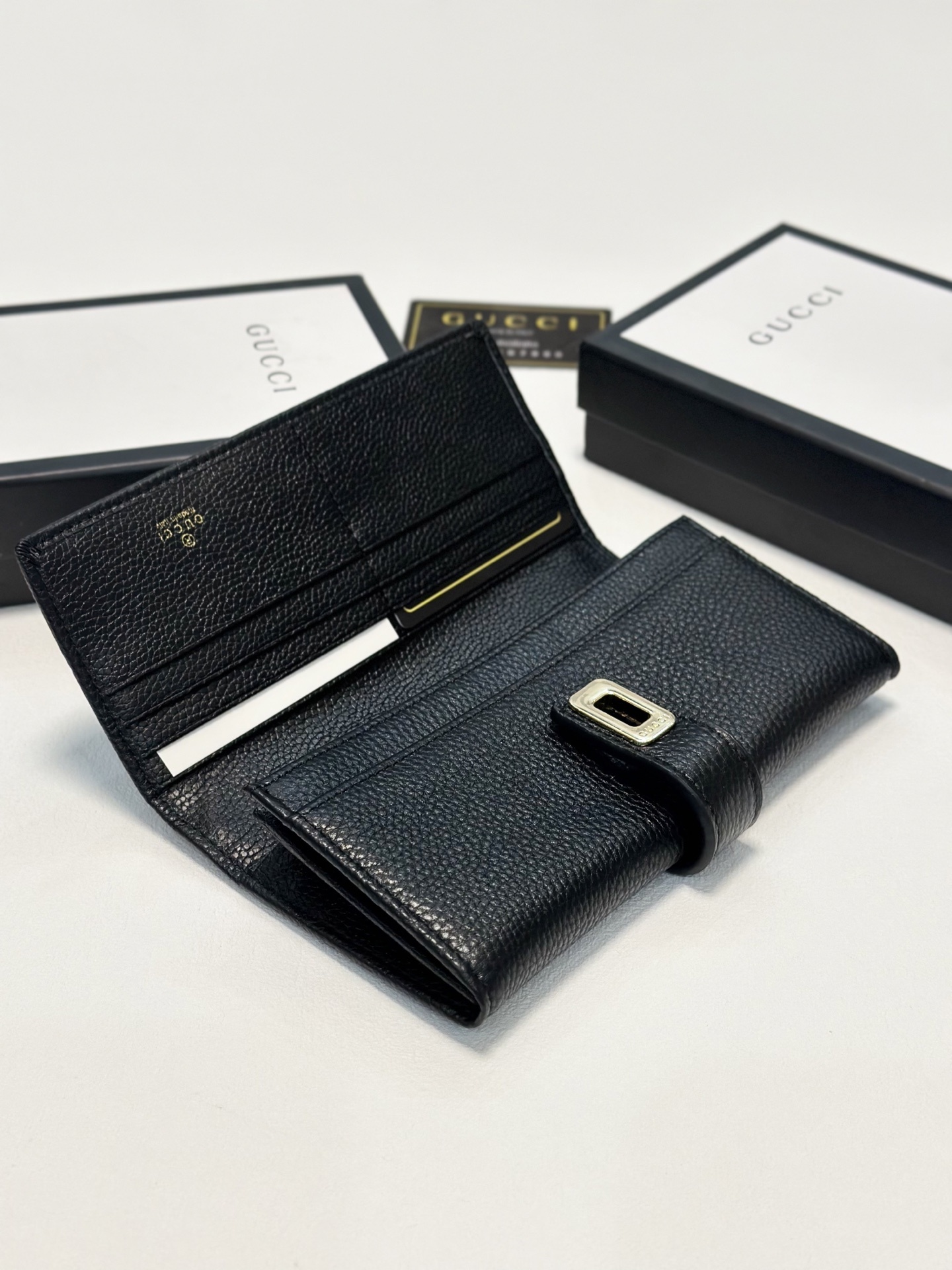 fb77bc4be8847b45edc5481b8eb741bb.jpg