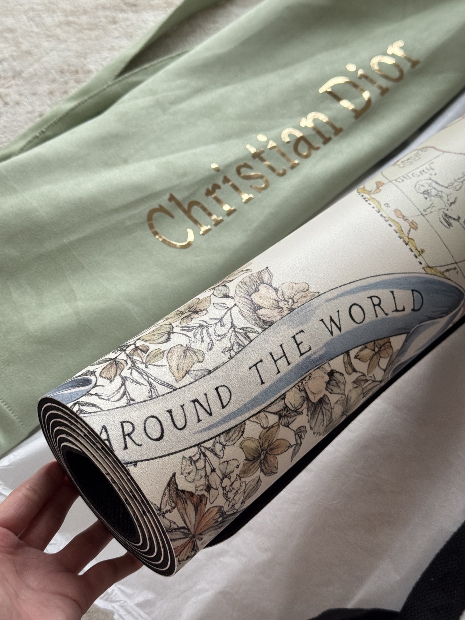 4b5ca79b693b6c2b6352bd55af53727a.jpg