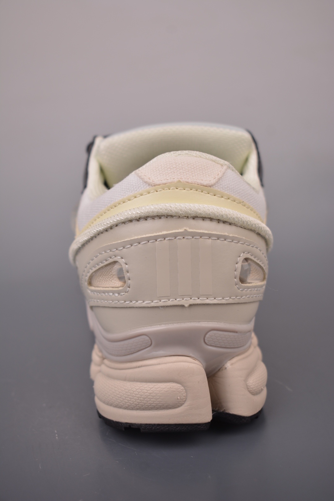 ad5b75c40abdcc60a44d531a600d7be6.jpg